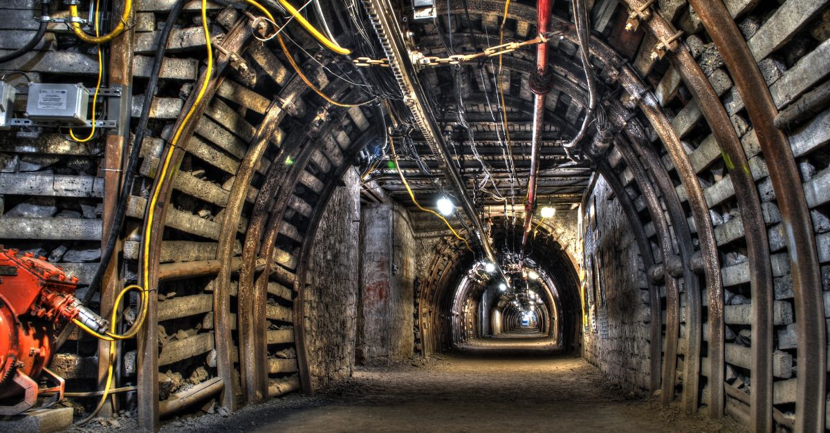 Túnel de mina de carbón